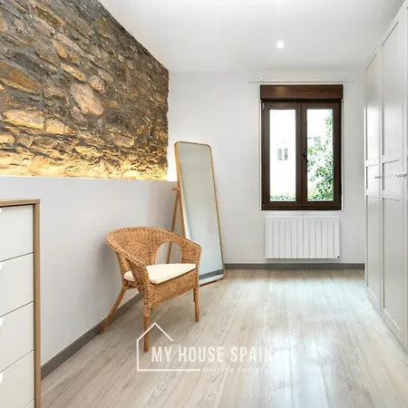 Myhousespain - Renovado En Edificio Clasico 아파트 기욘